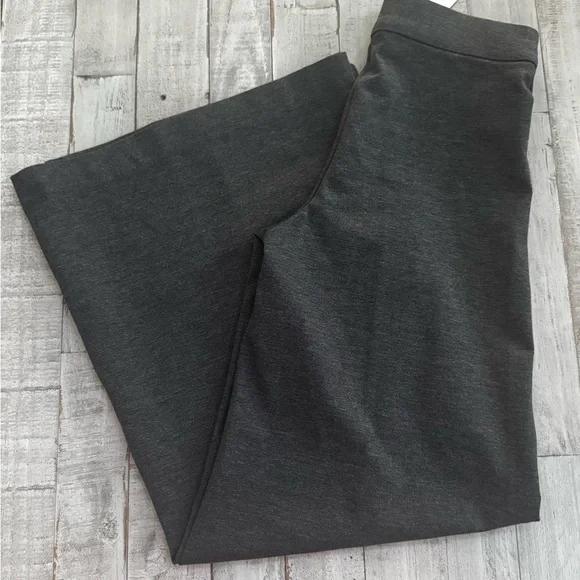 Ann Taylor Charcoal A-Line Skirt - Picture 3 of 5